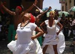 Se prepara Santiago de Cuba para celebrar sus famosas fiestas de carnaval